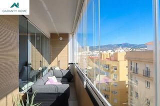 Piso  Calle calle narciso pérez texeira. Espectacular piso en venta reformado en el centro de málaga