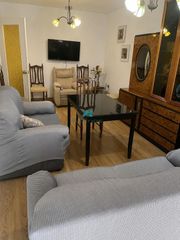 Location Appartement à San Bartolomé - Millán de Priego. Piso en zona millán de priego  san bartolomé con salón amplio y