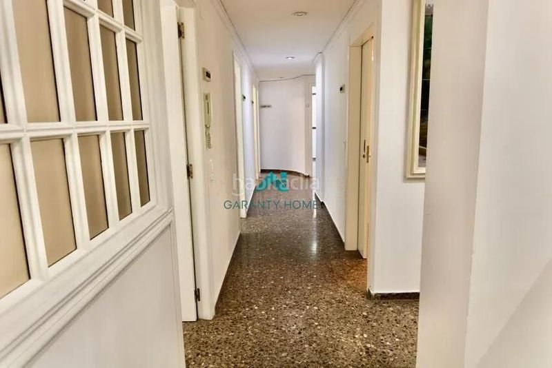 Foto 0d2ca9e0-0aea-4b0f-9e57-21d26ea99812. Local comercial local acondicionado como clínica dental o en Sagunt