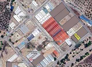 Industrial plot in Cabra. Amplio terreno industrial en cabra, andalucía por 53000