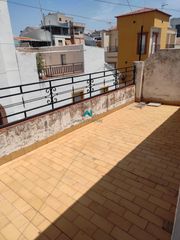 Casa in Torredelcampo. Casa en el centro de torredelcampo con terraza y patio