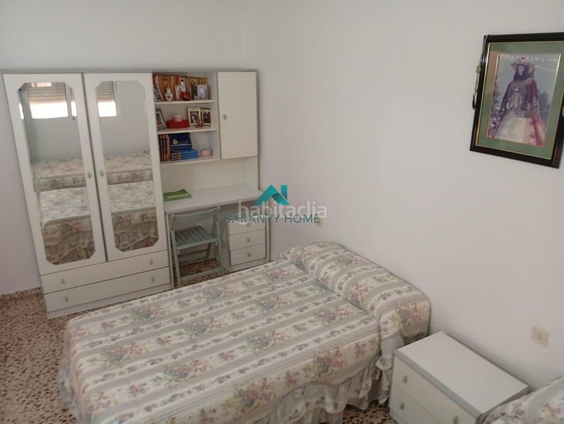 Foto f2cc6e0d-965b-4215-ab4e-7463d195f61e. Pis amb aparcament a Ejido centro Ejido (El)