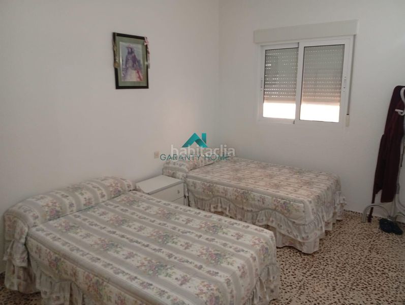 Foto fbfda438-1604-4a7c-918d-fc16f7480e7e. Pis amb aparcament a Ejido centro Ejido (El)