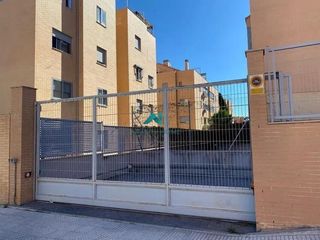 Aparcament cotxe a La Dehesa - El Pinar. Venta  plaza  de  garaje