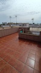 Maison jumelée à El Rocío - La Milagrosa. Casa en zona este