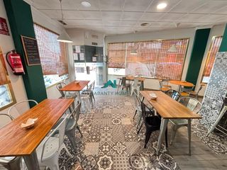 Umzug Geschäftsraum in Martos. Cafetería en martos con negocio listo para iniciar actividad