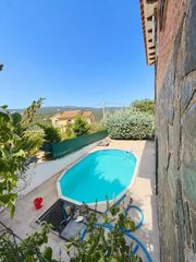 Chalet in Navahermosa. Chalet independiente