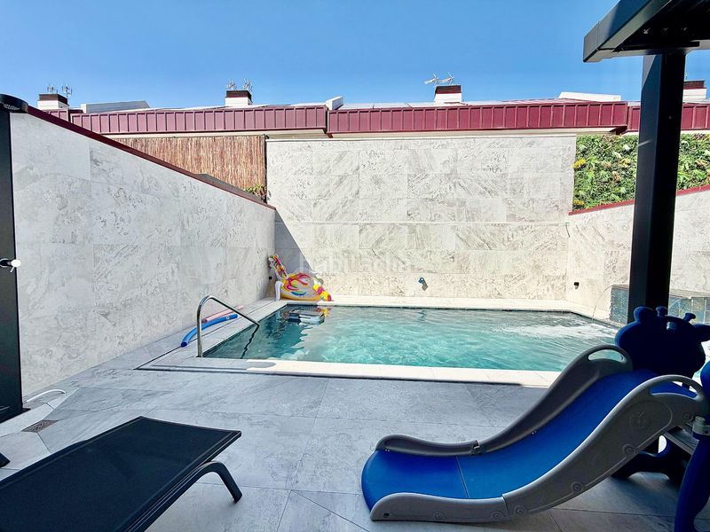 Foto 0510b2ab-971b-4af4-afba-f43d77c7b272. Casa adosada chalet adosado de diseño con piscina climatizada en rivas Urbanizaciones rivasvaciamadrid en Rivas - Vaciamadrid
