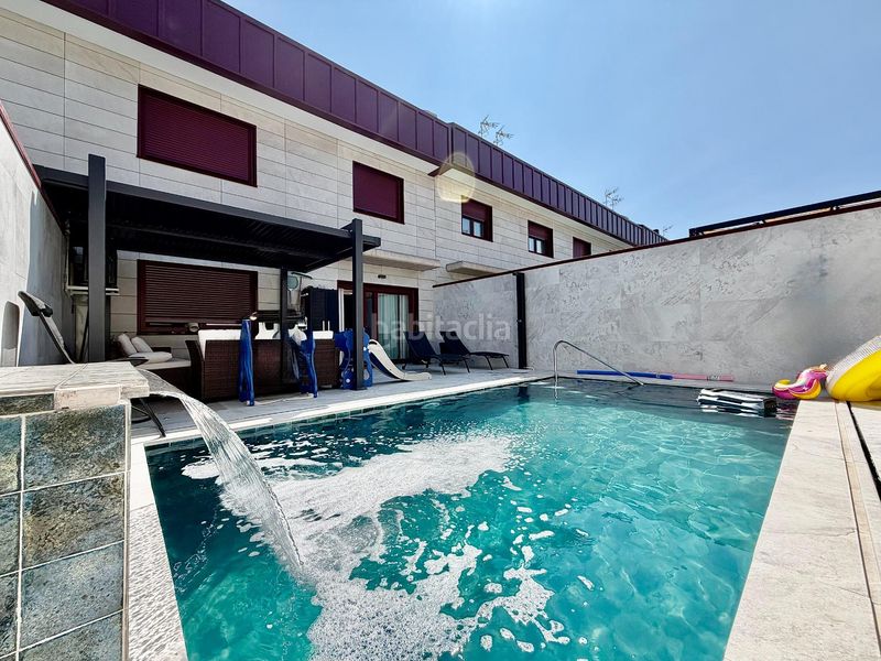 Foto 98bcbd39-0310-4219-994d-2b0712050d55. Casa adosada chalet adosado de diseño con piscina climatizada en rivas Urbanizaciones rivasvaciamadrid en Rivas - Vaciamadrid