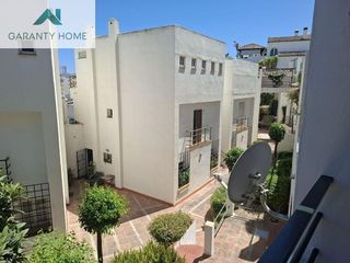 Miete Zweistöckige Wohnung in Montemar. Dúplex en alquiler de temporada en montemar, torremolinos