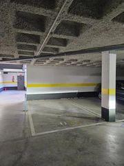 Aparcament cotxe a Prado de Santo Domingo