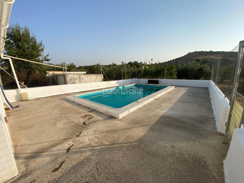 Foto 4e1c336e-4e5b-40e1-a6d6-35693f8bf177. Casa amb piscina a Alcaudete