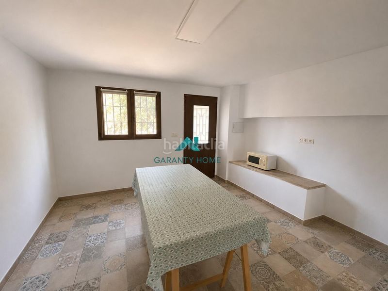 Foto e9e56c43-3189-4c1b-9540-5184924a599f. Casa amb piscina a Alcaudete