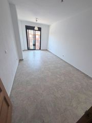 Flat in Yuncler. Piso en yuncler