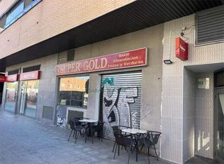 Local Comercial a Parque Oeste-Fuente Cisneros