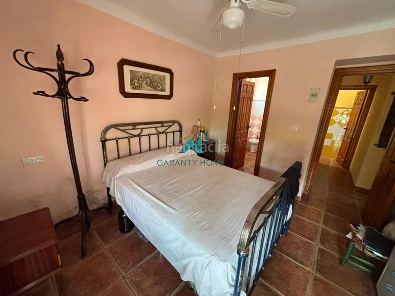 Foto 2f6c14e5-1b15-4401-9d2d-cc8dfee12729. Casa amb aparcament a Martos