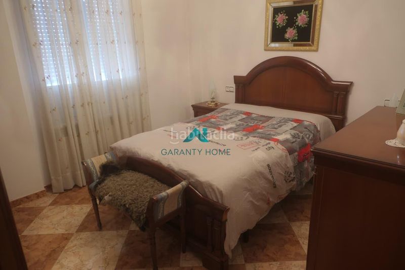 Foto 2073fbb3-b037-47d8-9171-e9c369a5a5c9. Casa amb calefacció aparcament a Martos