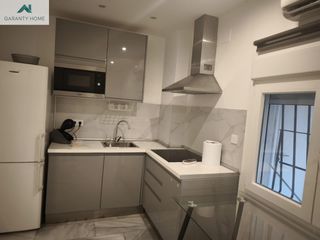 Etagenwohnung in Calvario. Piso en venta en plaza de la caracola, torremolinos