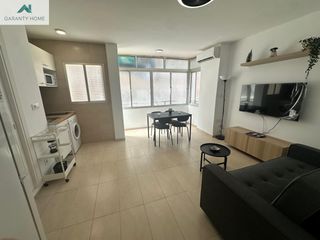 Affitto Appartamento  Plaza plaza presidente adolfo suárez. Piso en alquiler en centro torremolinos