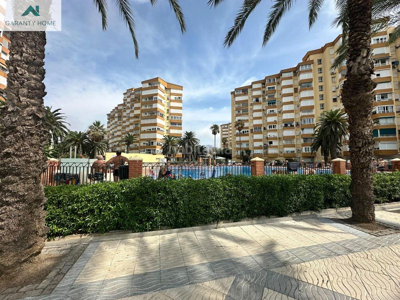 Foto d5747115-fdc9-4411-be61-5ca011477183. Alquiler piso  en alquiler en primer línea con vistas al mar en Algarrobo Costa