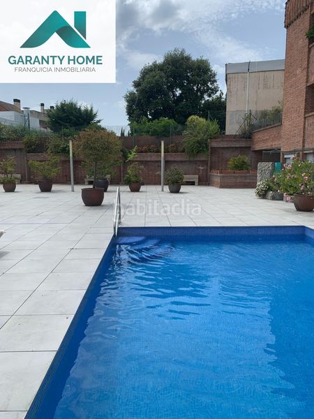 Foto 2c0cd471-4f6b-4b18-81d7-0e6eed2b57d5. Pis amb calefacció aparcament piscina a Aravaca Madrid