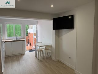 Rent Studio in Solymar. Estudio en alquiler de temporada en calle san fermin, benalmáden