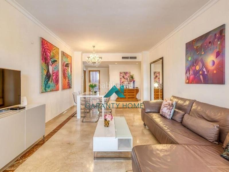 Foto 41a6724a-408e-47fe-b64b-c66613035e46. Location appartement avec chauffage piscine dans La Concha - Resina Golf Estepona
