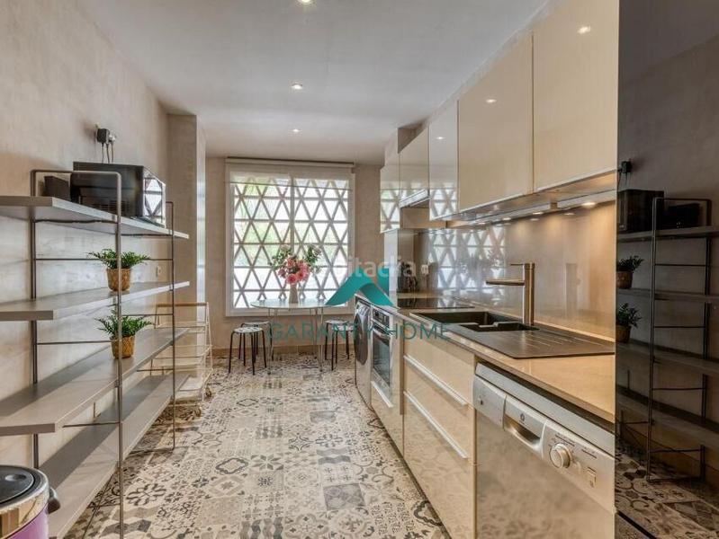 Foto eaf3ed44-0b6d-4cd2-9aed-9d174d7f252f. Location appartement avec chauffage piscine dans La Concha - Resina Golf Estepona