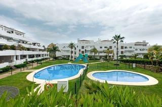 Rent Flat in La Concha - Resina Golf. Piso de alquiler en la concharesina golf, estepona