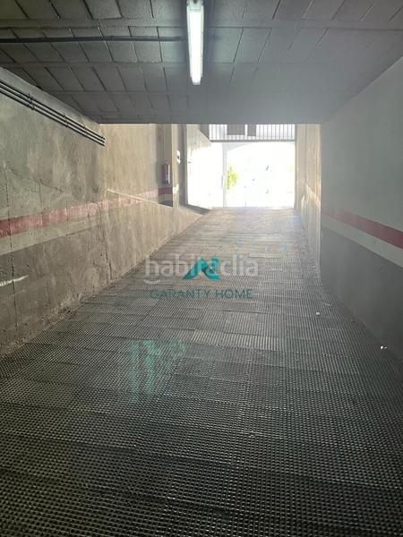 Foto 89f6802a-cf45-4a3c-8845-339fa069bb83. Aparcament cotxe a San Francisco Lucena