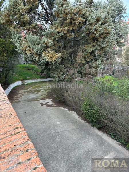 Foto f323aa38-bb55-4214-827c-9da54a10f2a7. Xalet amb calefacció aparcament piscina a Cabrerizos