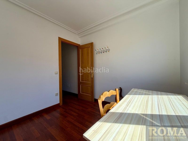 Foto f32e4407-ced2-4da3-a492-4849c9b14d6f. Xalet amb aparcament a Cabrerizos