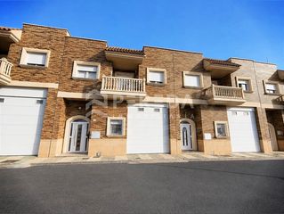 House in Puebla de Vícar. Magnífico dúplex en la puebla de vícar  espacio, calidad y confo