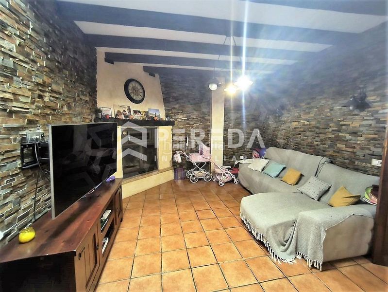 Foto b96c2d48-bed9-4d41-8409-051e32df1511. Casa amb aparcament a puebla de Vícar Vícar