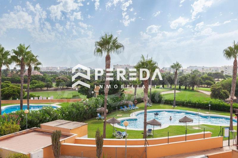 Foto 94f75cdb-43be-4cb5-9b8b-a53298bc5e74. Piccolo appartamento con parcheggio piscina in El Sabinar-Urbanizaciones-Las Marinas-Playa Serena Roquetas de Mar