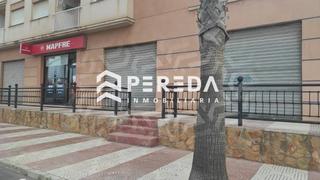 Local Comercial en Avenida SABINAR