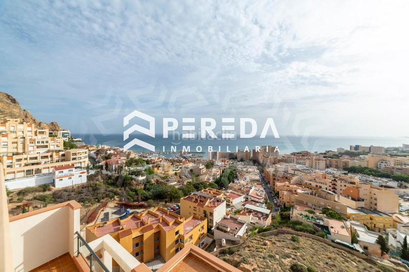 Foto 24d00cb6-d4f2-4b6f-846b-820472013c04. Chalet con parcheggio piscina in El Puerto Roquetas de Mar