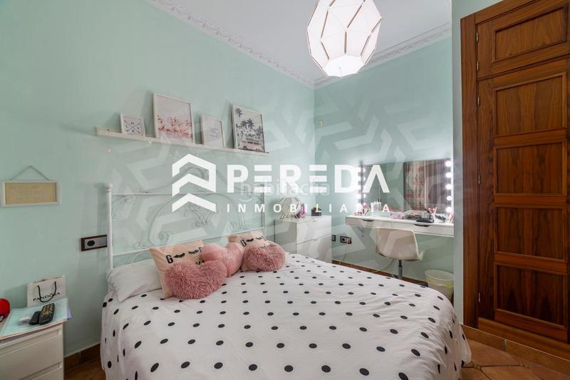 Foto 42cfb8f1-1df5-4be8-9e44-331926a983b9. Chalet con parcheggio piscina in El Puerto Roquetas de Mar