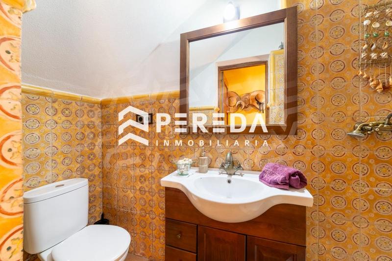 Foto 5242adaa-6a0a-4414-ad9f-6227791ee086. Chalet con parcheggio piscina in El Puerto Roquetas de Mar