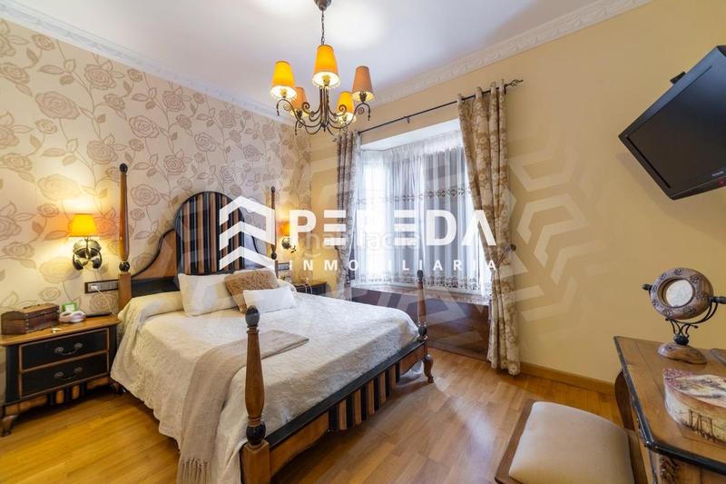 Foto 95894cf1-a9e5-48e5-a931-530d3e993f53. Chalet con parcheggio piscina in El Puerto Roquetas de Mar