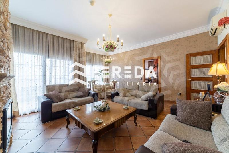 Foto cc1b5264-732f-4cc7-9a26-1a0e367ef55c. Chalet con parcheggio piscina in El Puerto Roquetas de Mar