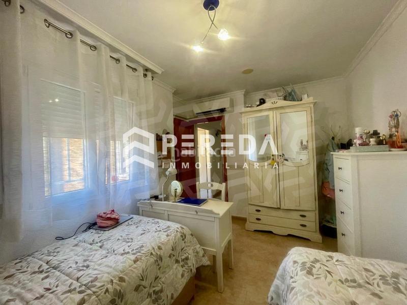 Foto f4cfb8d2-8b85-488d-94a6-e09d14e383b7. Casa amplia vivienda unifamiliar sobre local !! en Roquetas de Mar