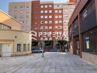 Bureau  Avenida estacion de la. A la venta amplia oficina en plaza 3 de abril !