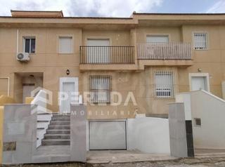 Casa  Avenida del mediterrneo. Vivienda tipo trplex en balanegra 2 linea de playa  poniente al