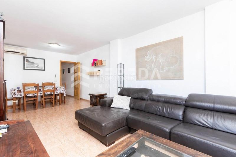 Foto cf13c23b-0429-4260-a843-b57af0e03397. Apartament amb piscina a El Puerto - La Romanilla Roquetas de Mar