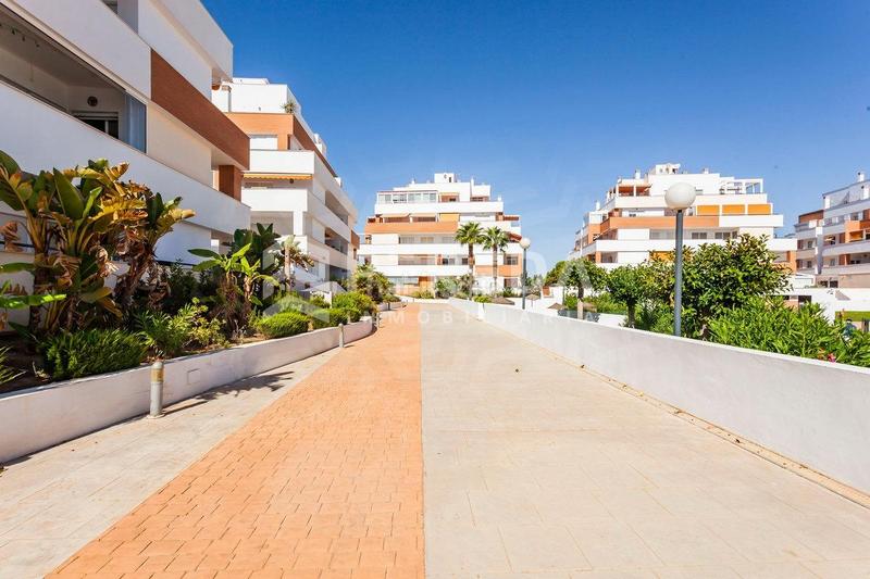 Foto d33a73c4-ba1a-41fd-a07d-35671f07e735. Piccolo appartamento con parcheggio piscina in El Sabinar-Urbanizaciones-Las Marinas-Playa Serena Roquetas de Mar