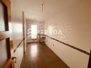 Pis  Bartolome casas(m). Amplio piso en zona las marinas