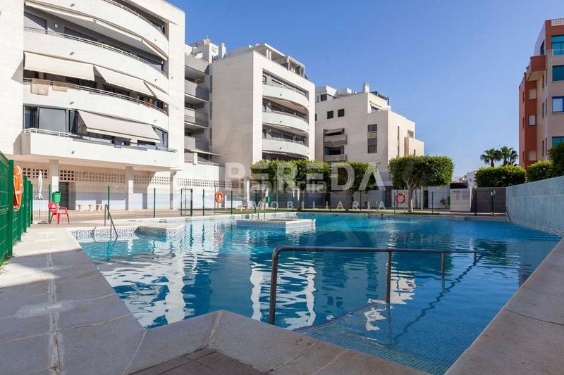 Foto 4b1f5dbf-44d2-4821-a617-03d58ecbac84. Appartamento con parcheggio piscina in El Sabinar-Urbanizaciones-Las Marinas-Playa Serena Roquetas de Mar