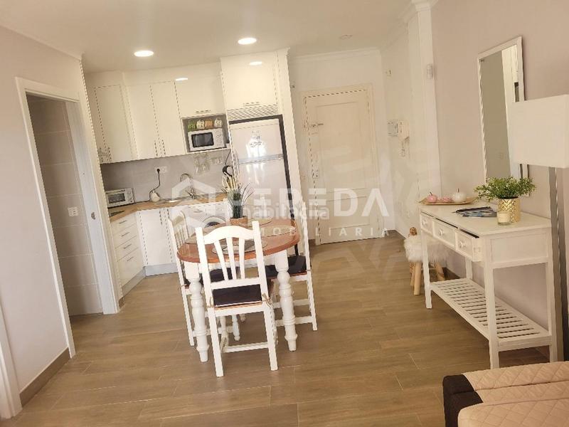 Foto 25475000-07d0-4403-bc27-32703fc42b35. Piccolo appartamento con parcheggio in Roquetas pueblo Roquetas de Mar