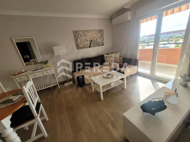 Foto 5f983b48-54c2-4760-83b9-d38c948ce6c5. Piccolo appartamento con parcheggio in Roquetas pueblo Roquetas de Mar